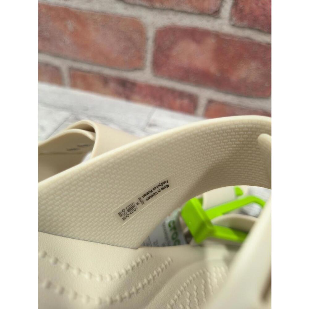 Crocs Brooklyn Buckle Low Low Women's Size 8 Beige Slide Sandals New Tagged - Picture 8 of 10